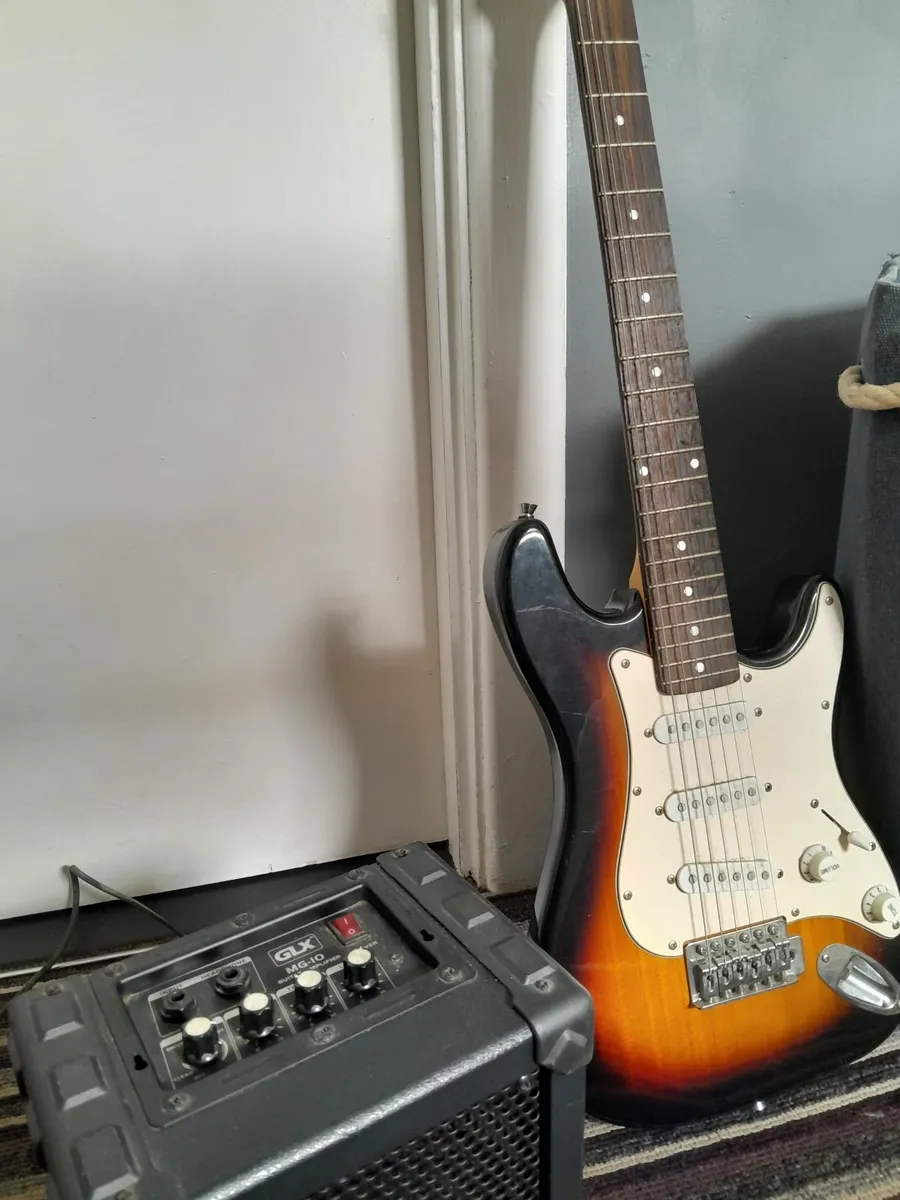 Electric guitar - Image 3