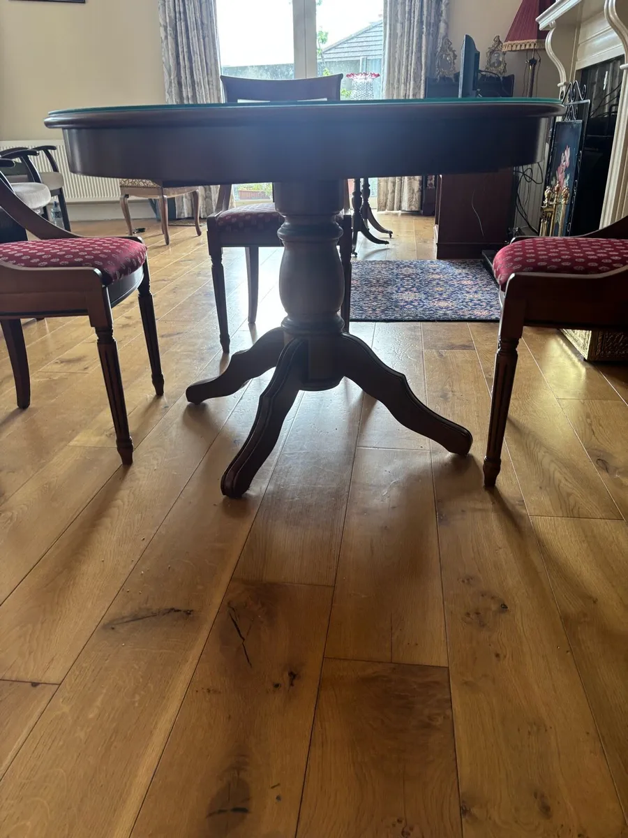 Dining table and chairs - Image 3