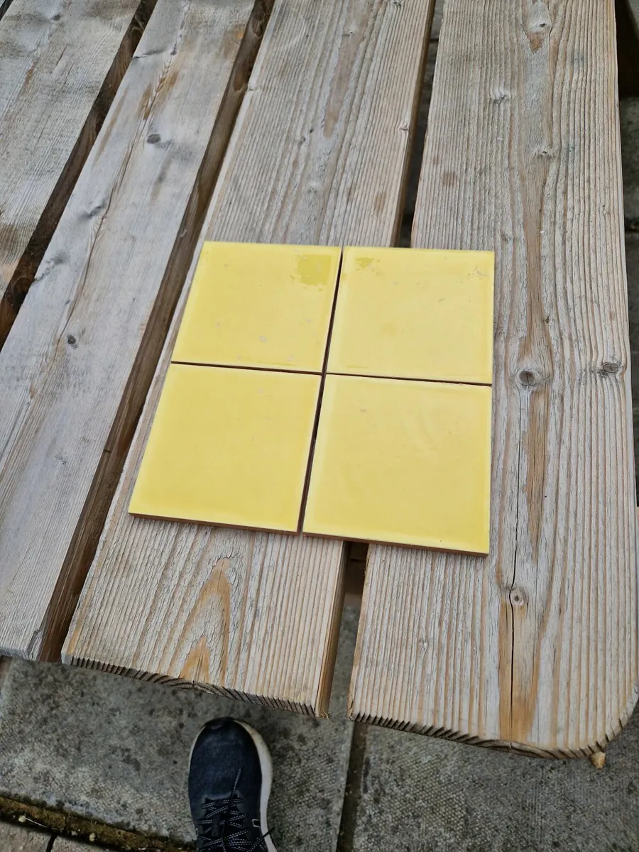 Yellow Splashback Tiles 10cm x 10cm - Image 1