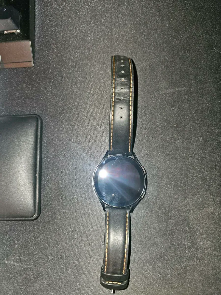 Samsung Watch 5 44MM - Image 1