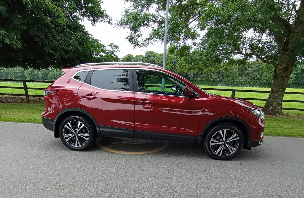 ~Nissan Qashqai ~1.5 Premium~ - Image 3
