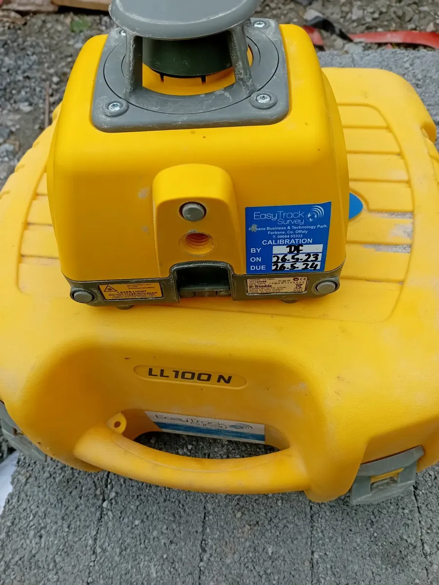 Spectra rotating laser level LL100N - Image 1