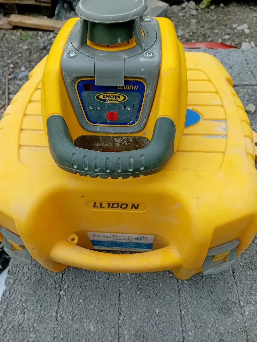 Spectra rotating laser level LL100N - Image 3