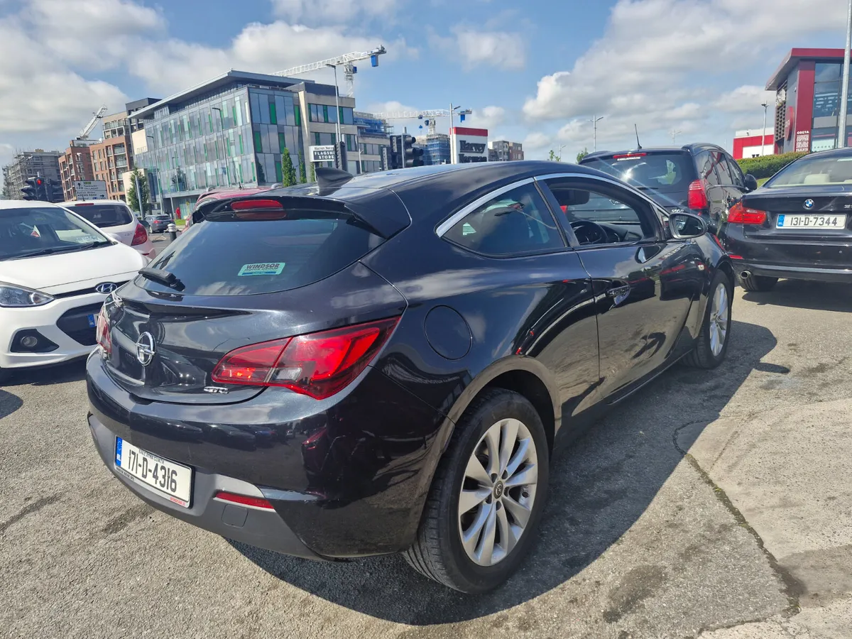 Opel Astra 2017 - Image 4