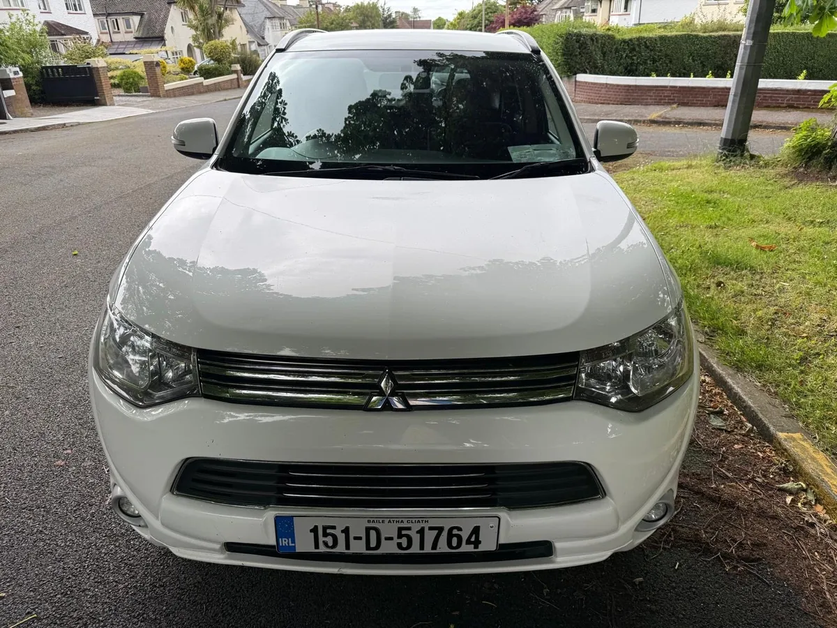 Mitsubishi Outlander - Image 2