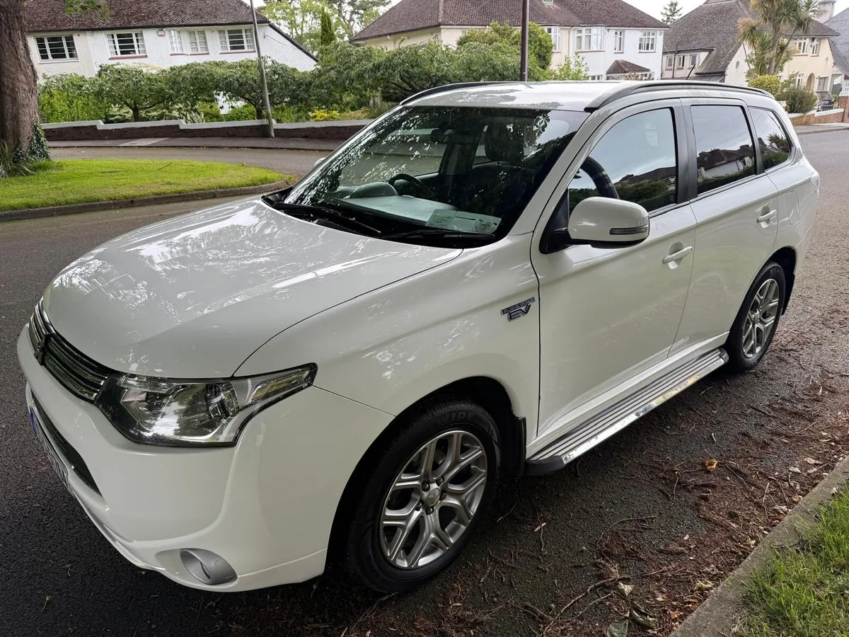 Mitsubishi Outlander - Image 3