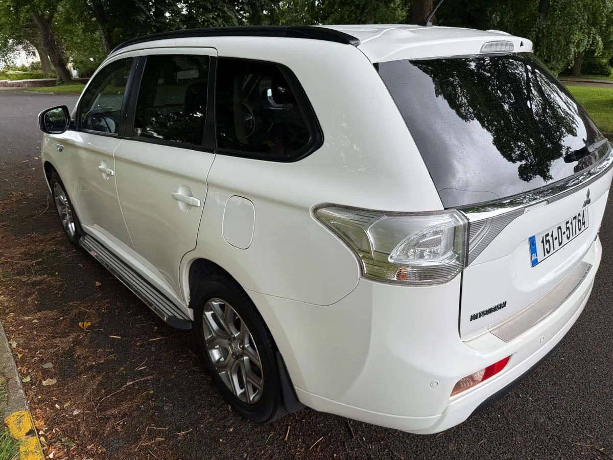 Mitsubishi Outlander - Image 4