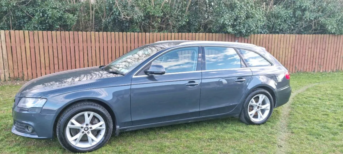 Audi a4 estate - Image 2