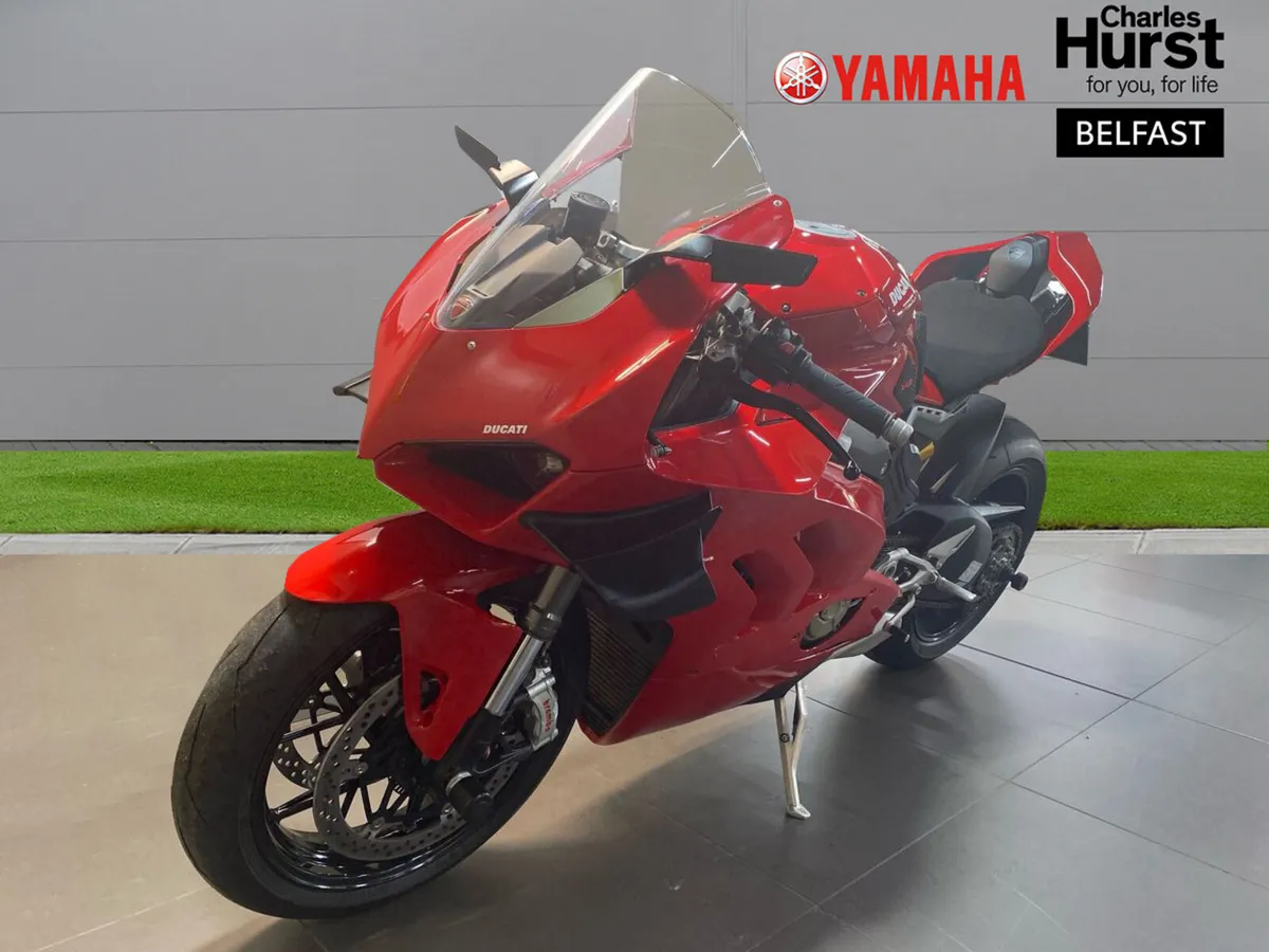 DUCATI V4 Panigale with Extras - Image 4