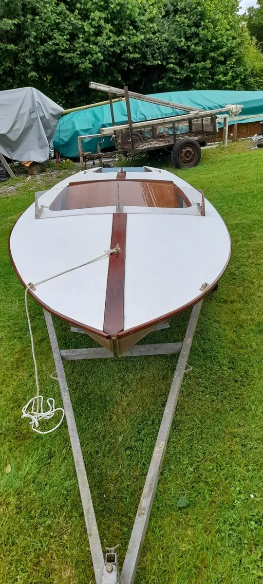 FOR SALE – GLEN L SQUIRT SPEED BOAT - Image 2