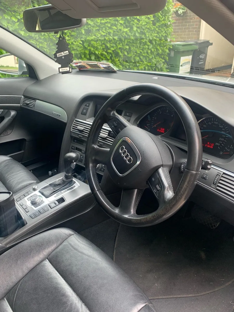 Car - Image 3