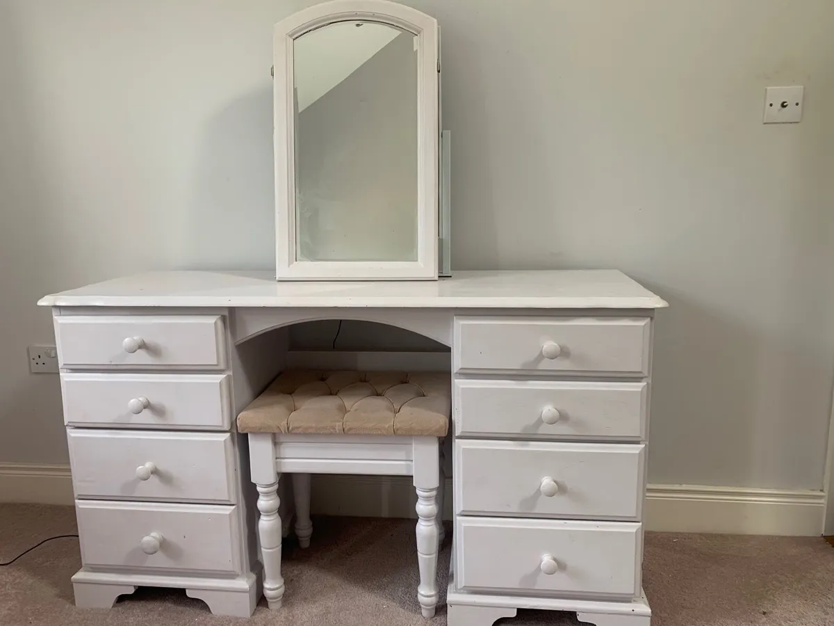 Bedroom furniture