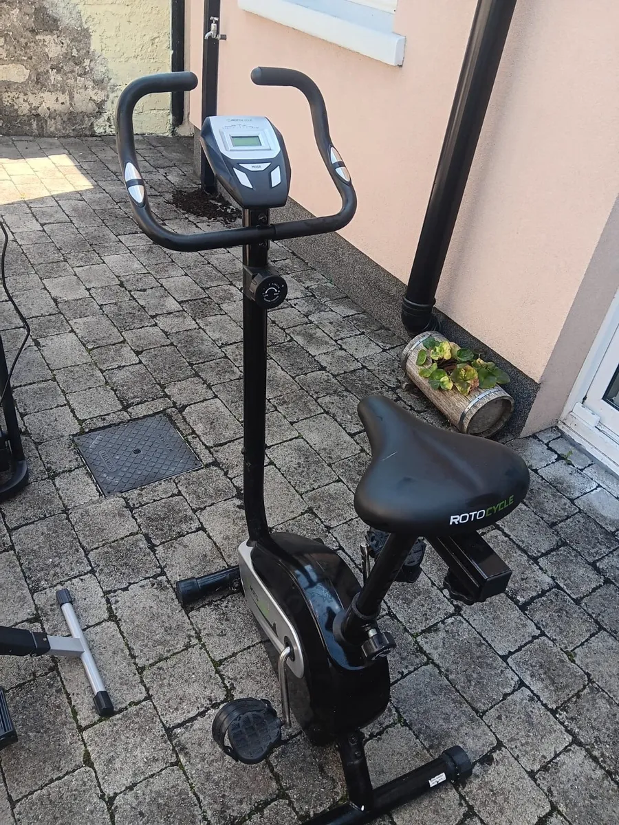 Exercise bike - Image 4