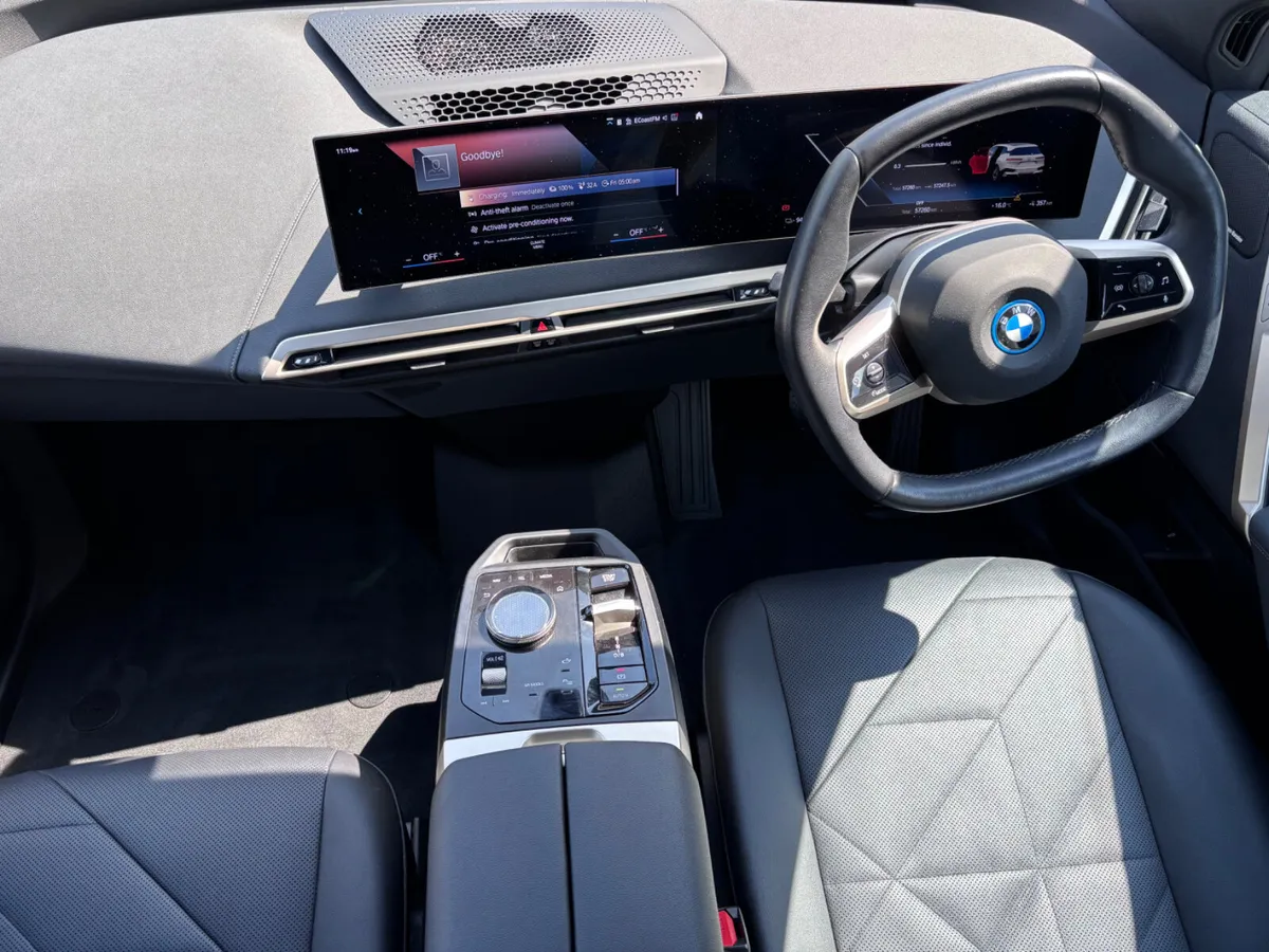 2023 BMW IX XDRIVE40 M SPORT 76KwH BATTERY - Image 2