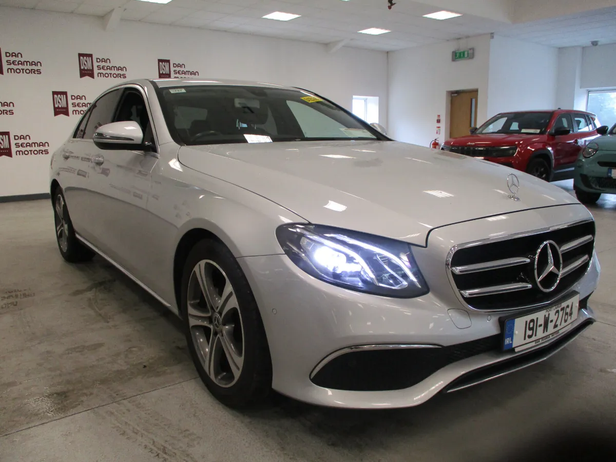 Mercedes-Benz E-Class  AVANTGARDE 2.0 DSL AUTO2019 - Image 3
