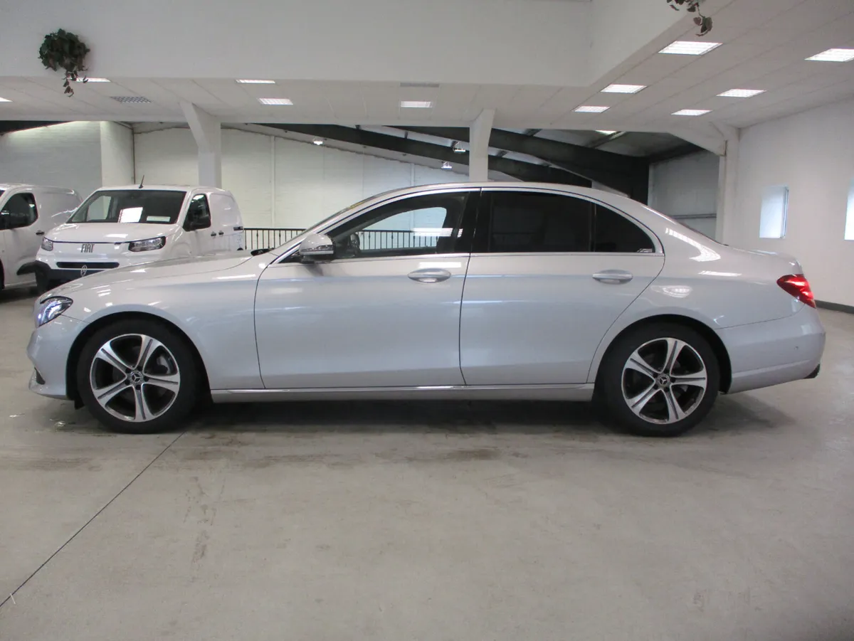 Mercedes-Benz E-Class  AVANTGARDE 2.0 DSL AUTO2019 - Image 1