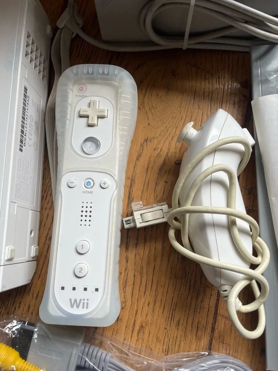 Modded Boxed Wii (5000+ Games) - Image 3