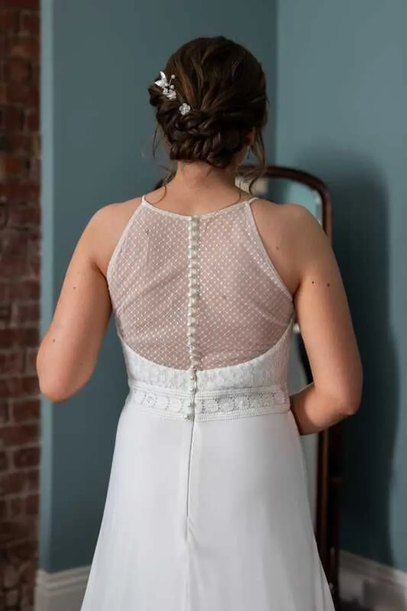 Alma Novia Wedding Dress - Size: 10 - Image 4