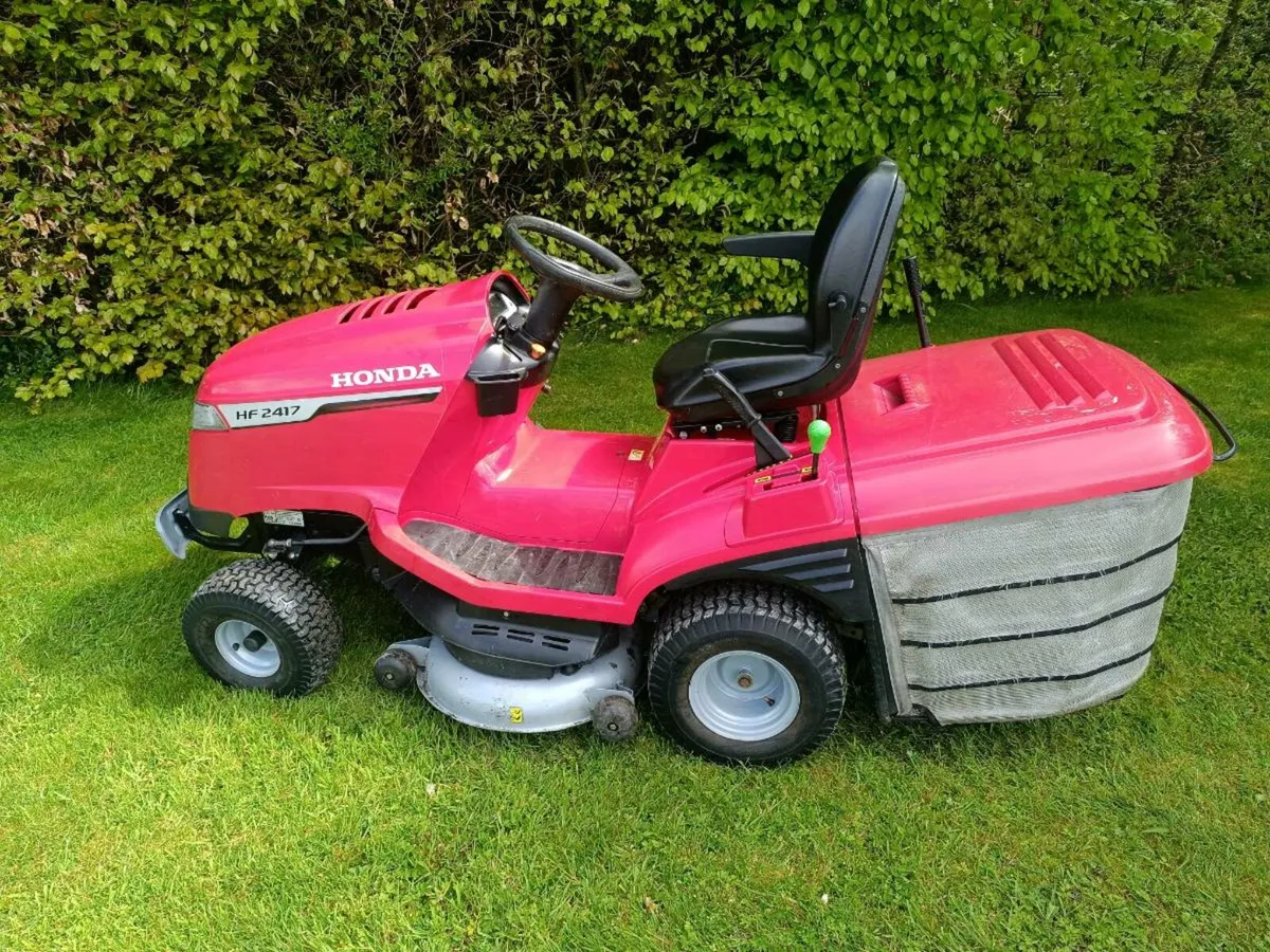 Ride on mower - Image 2
