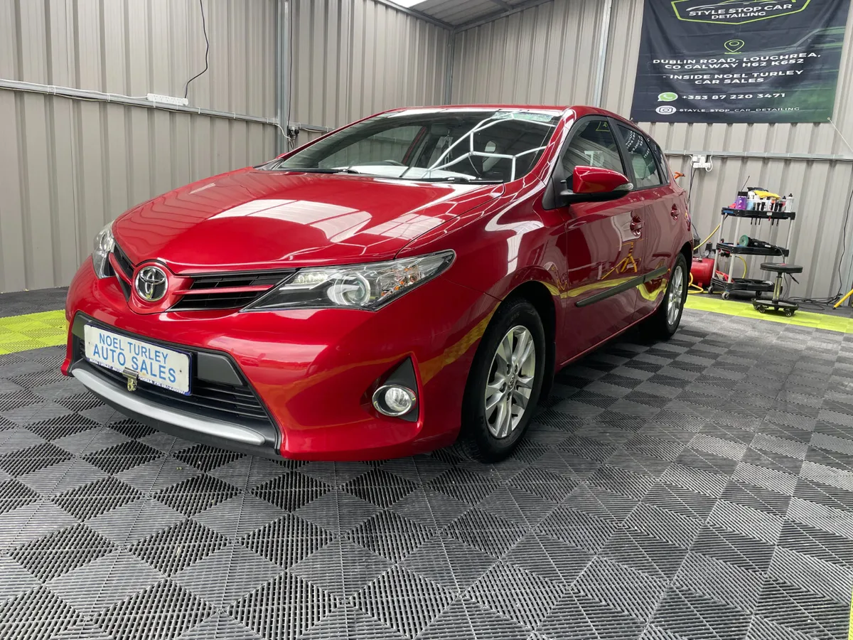 Toyota  Auris  2013 , ONLY 116KMS  , MINT - Image 3