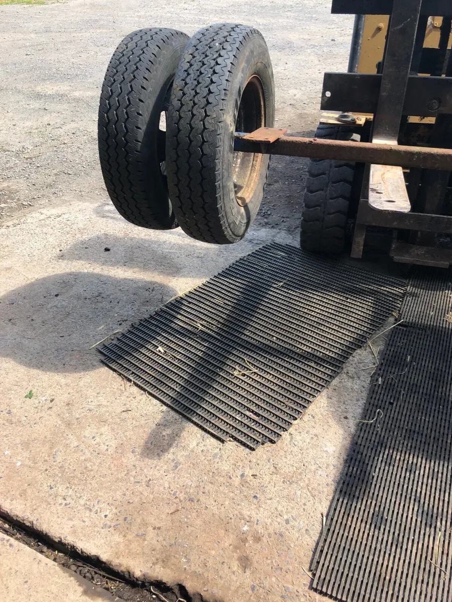 Trailer axle - Image 4