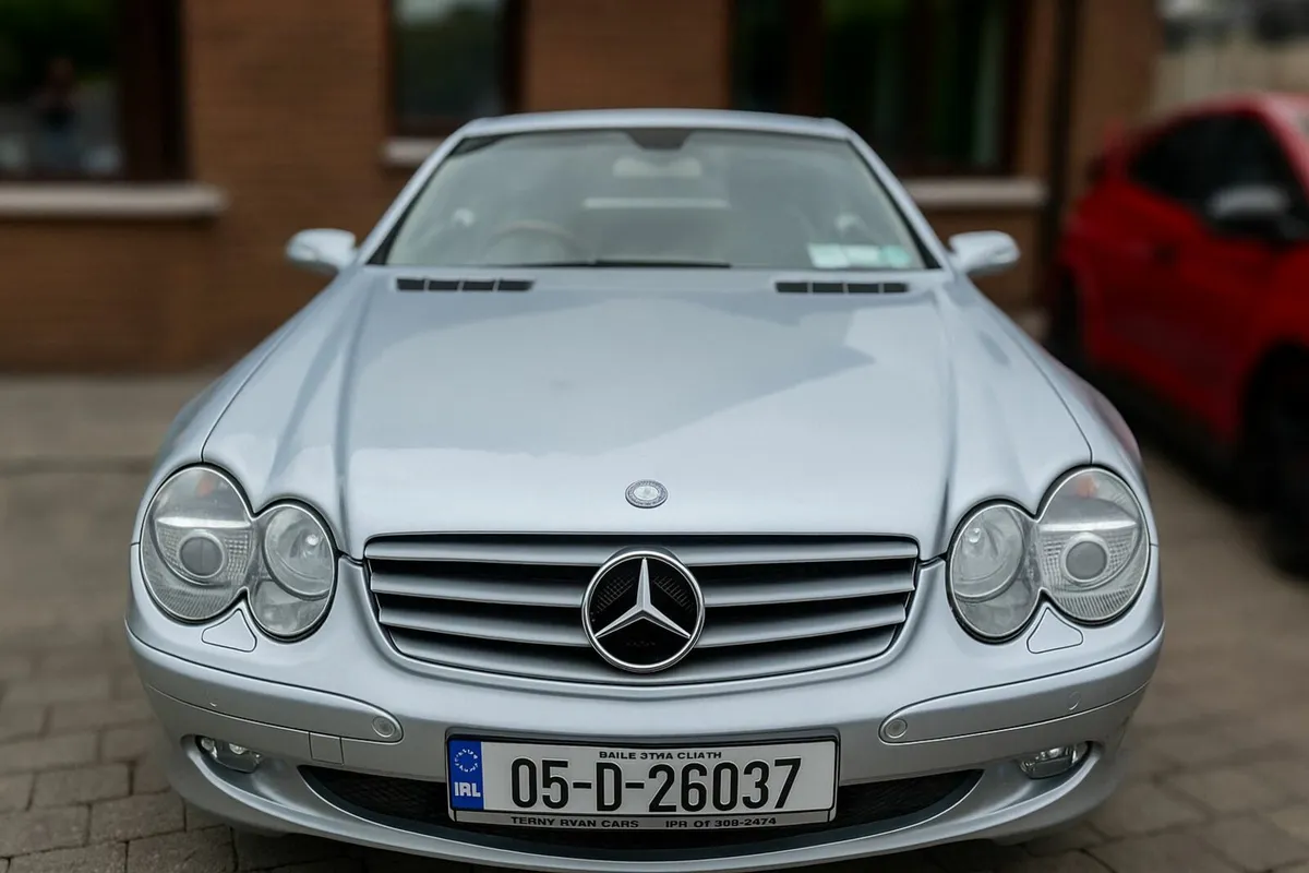 2005 Mercedes-Benz SL350 Convertible 3.7L V6 - Image 4