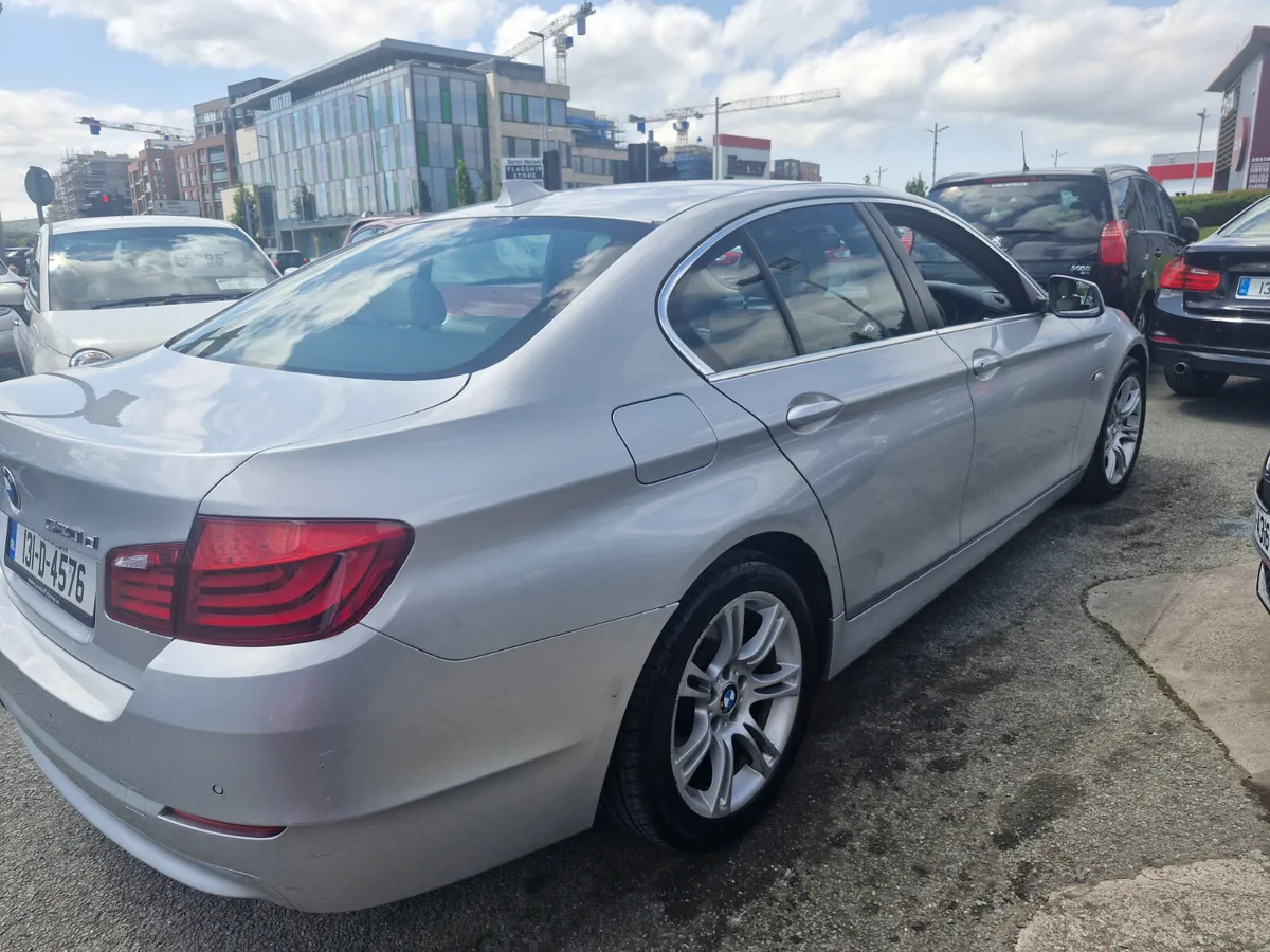 BMW 5-Series 2013 - Image 4