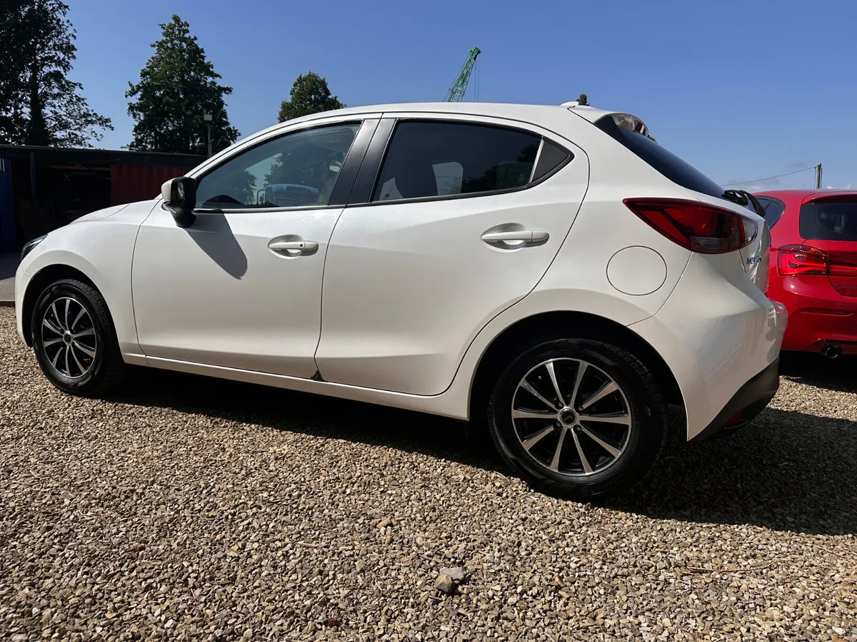 Mazda 1.3 skyactiv petrol full leather interior - Image 3