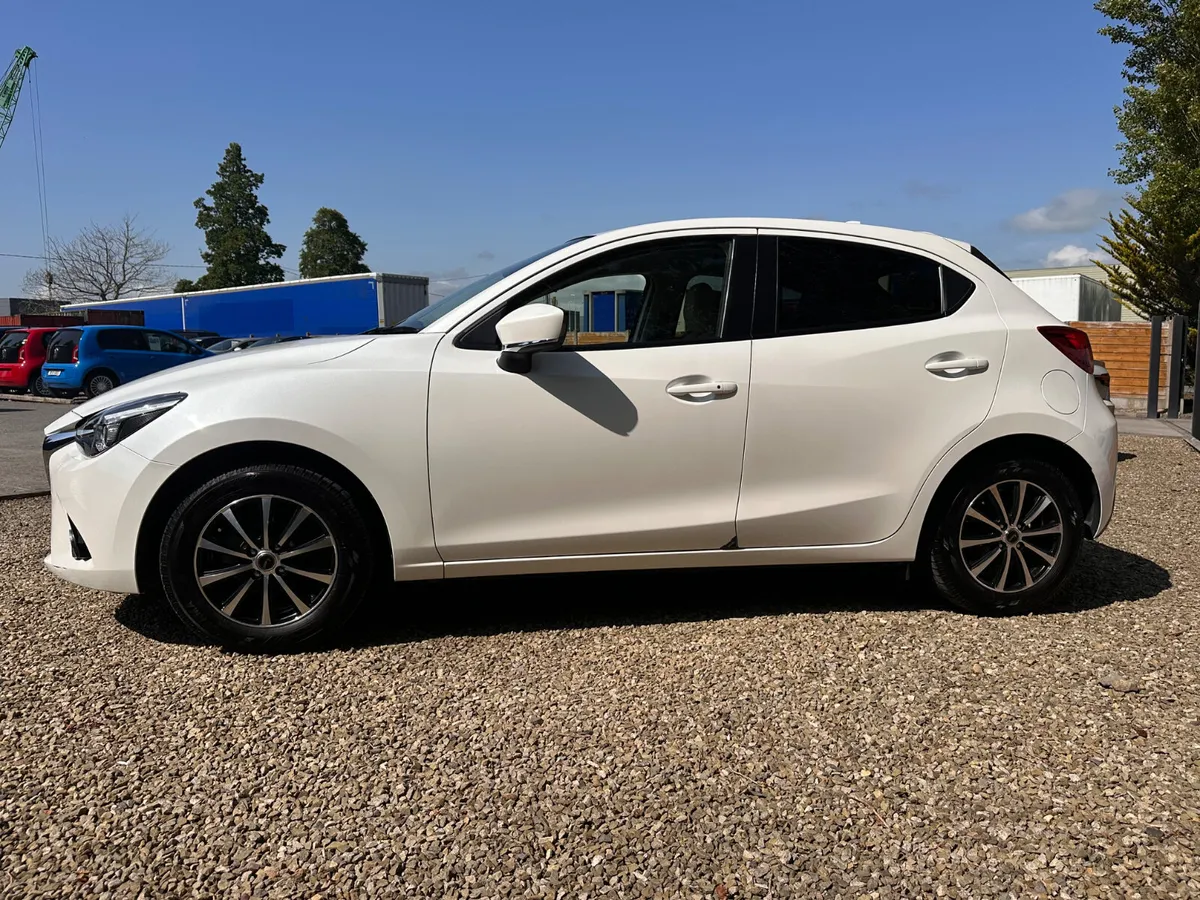 Mazda 1.3 skyactiv petrol full leather interior - Image 2