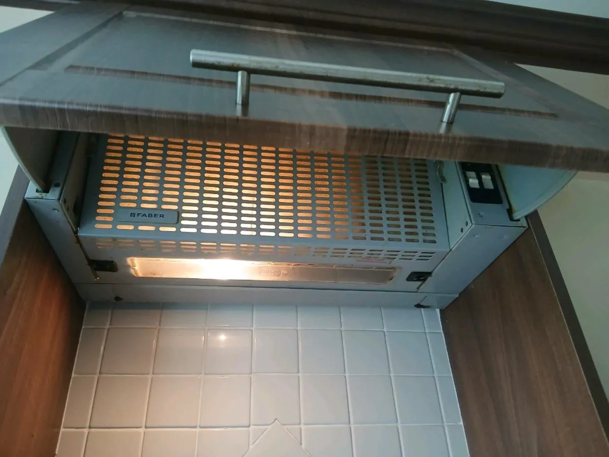Small Kitchen - Image 4