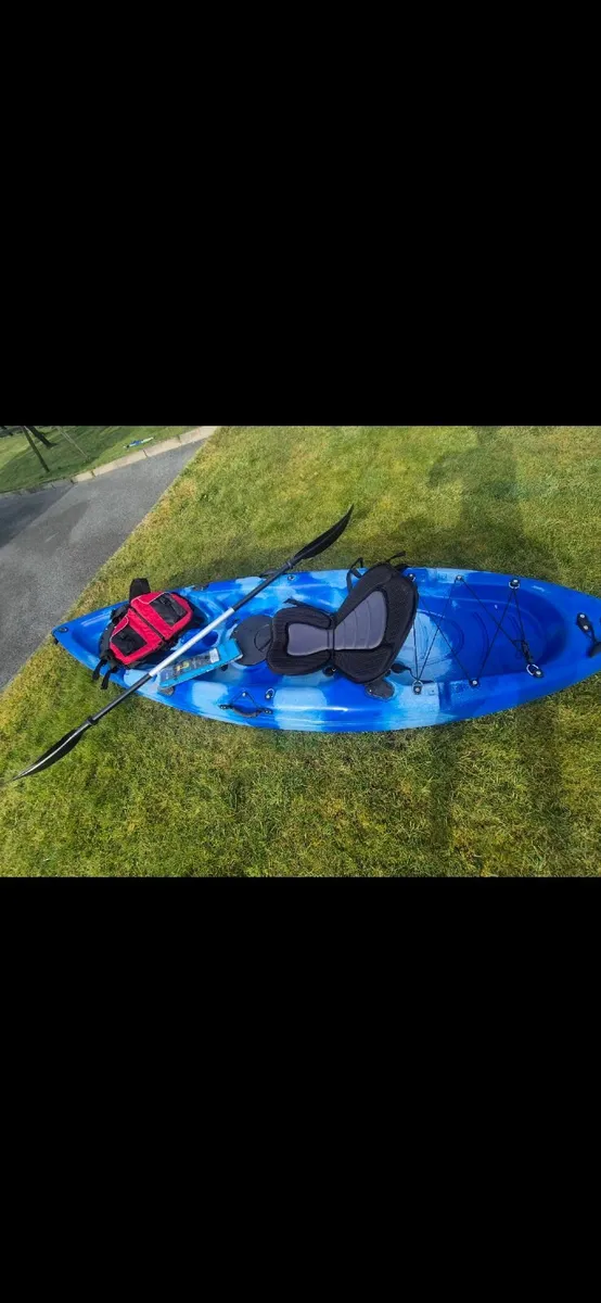 Kayak - Image 2