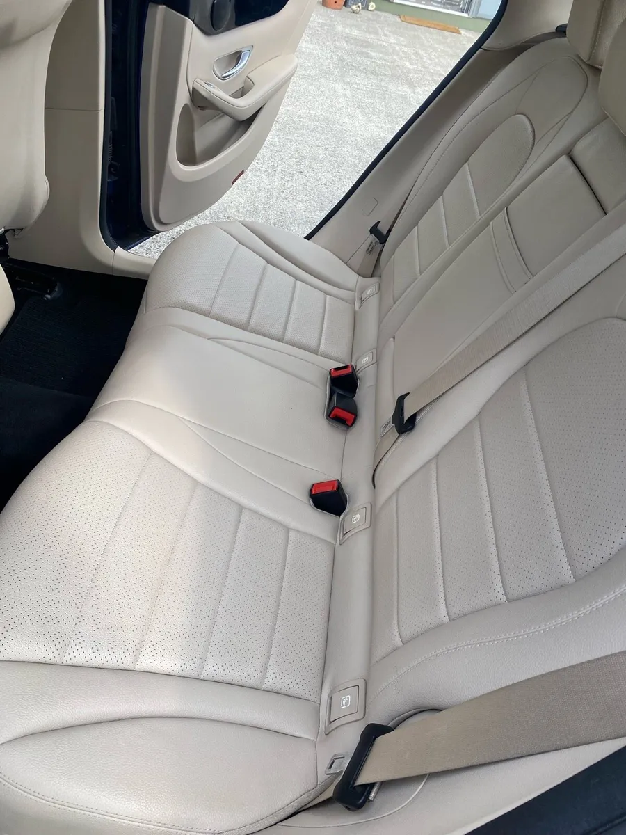 Mercedes-Benz GLC 2019 - Image 4