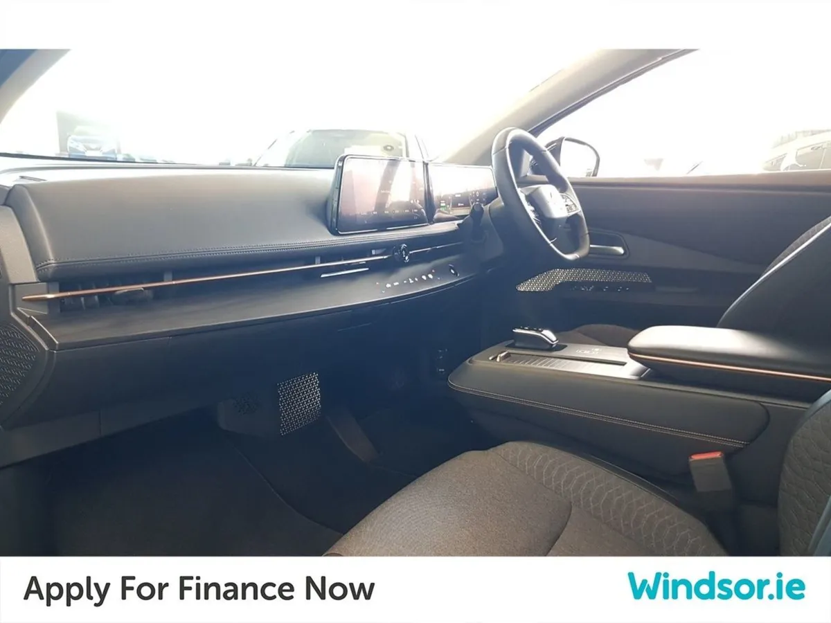 Nissan Ariya 63kwh Advance - Image 4