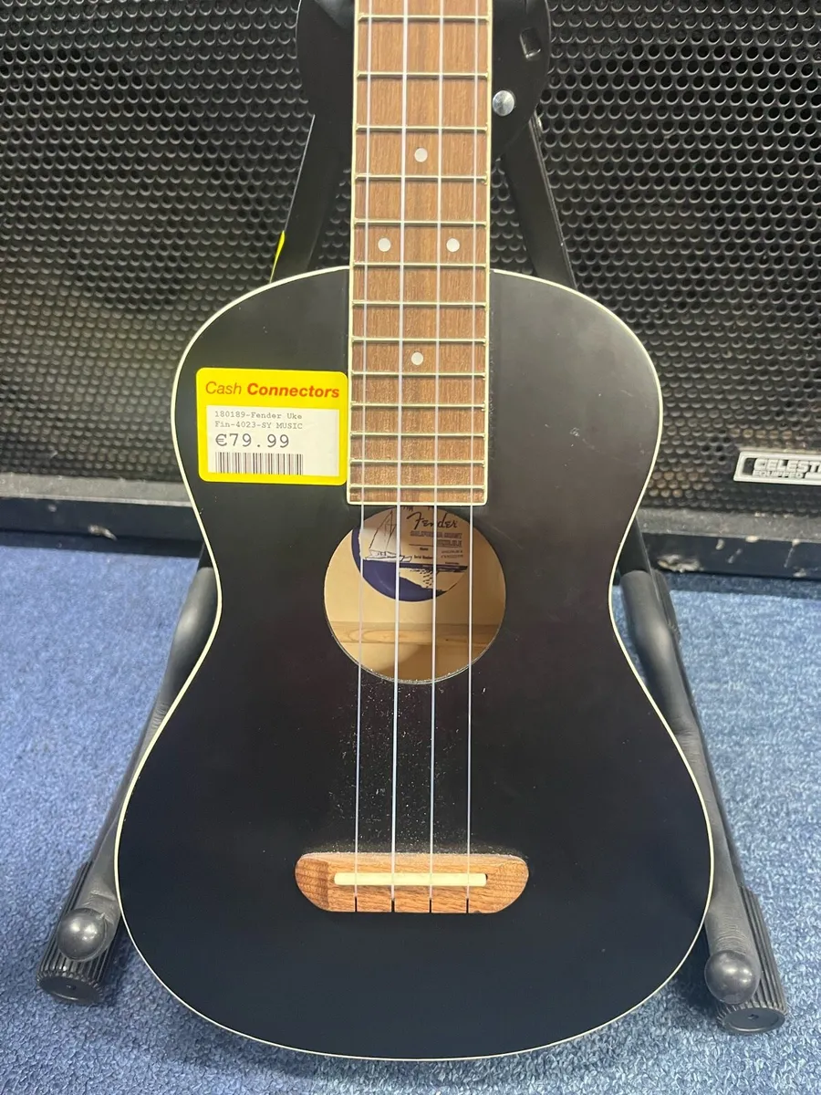 Fender Ukelele - Image 2