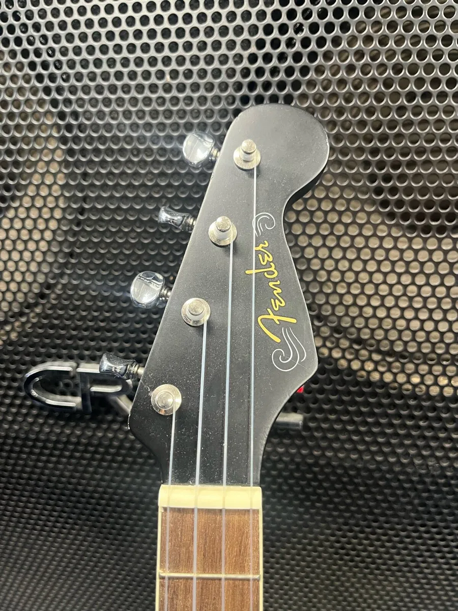Fender Ukelele - Image 4