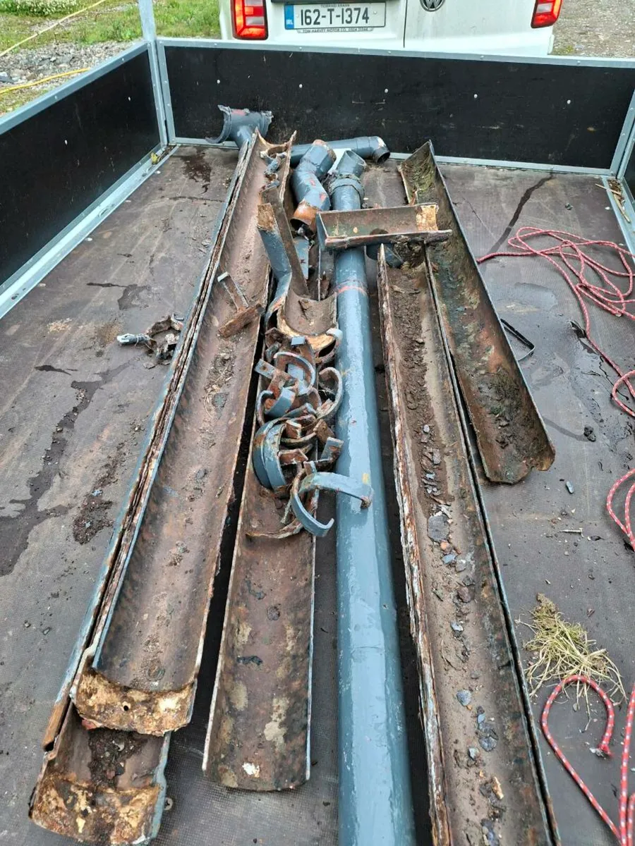 Cast iron guttering - Image 2