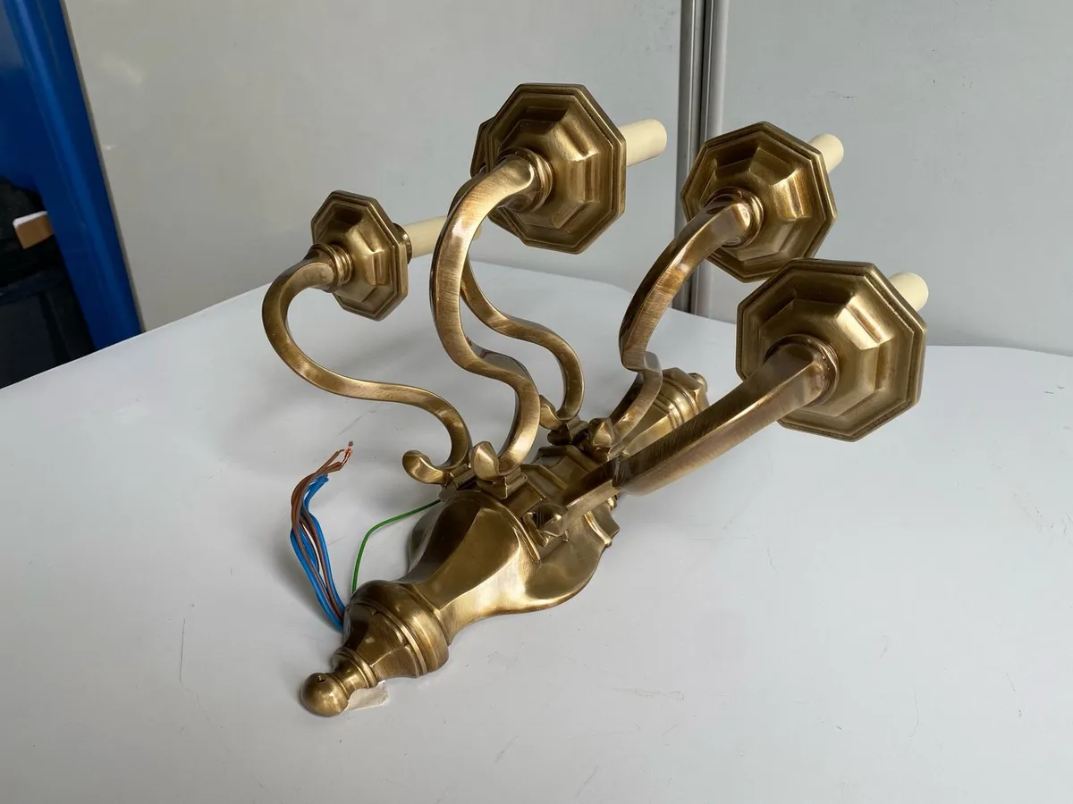 Vintage Candelabra Wall Light – 5 Bulbs - Image 2