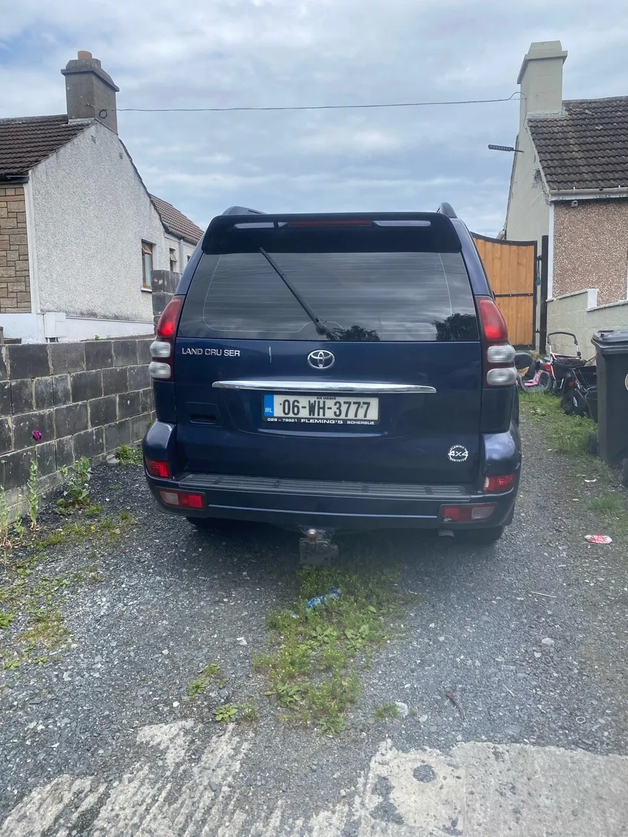 toyota landcruiser - Image 1