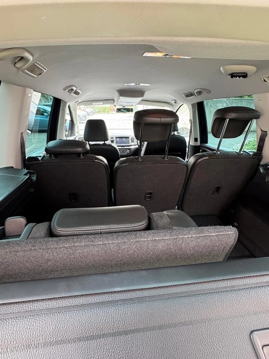 Volkswagen Sharan 2012 - Image 4