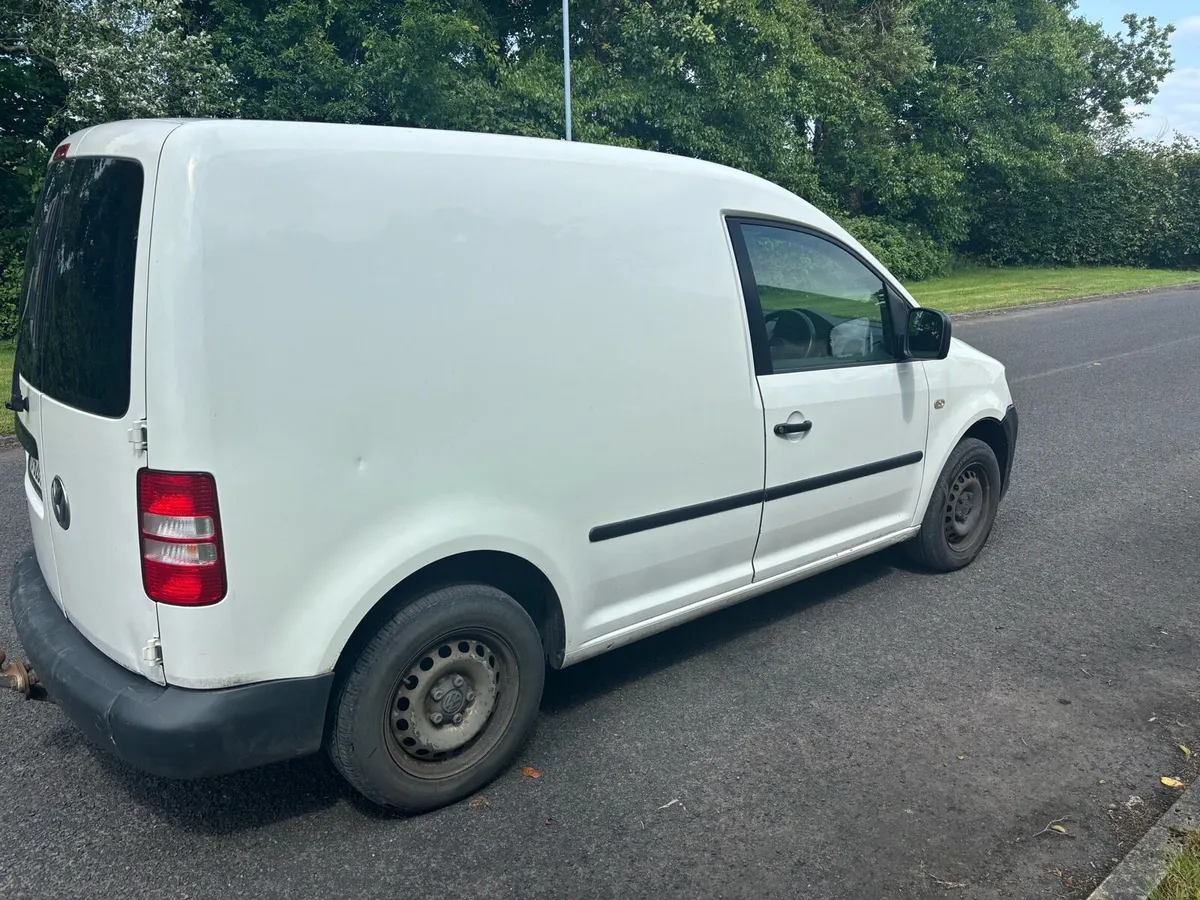 2014 (141) Volkswagen Caddy1.6 TDI - Image 3