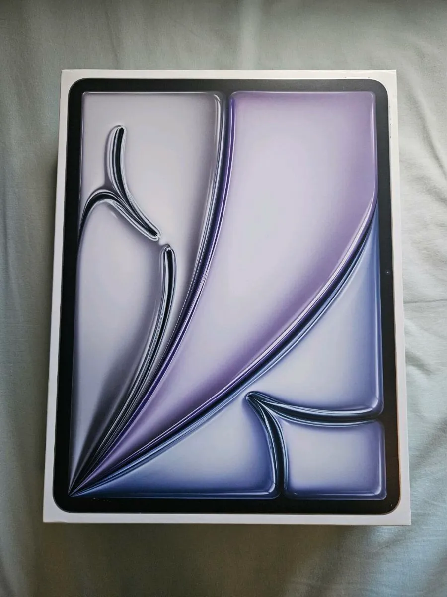 IPAD air 2025 | M3 chip | 128gb | Space Grey - Image 1