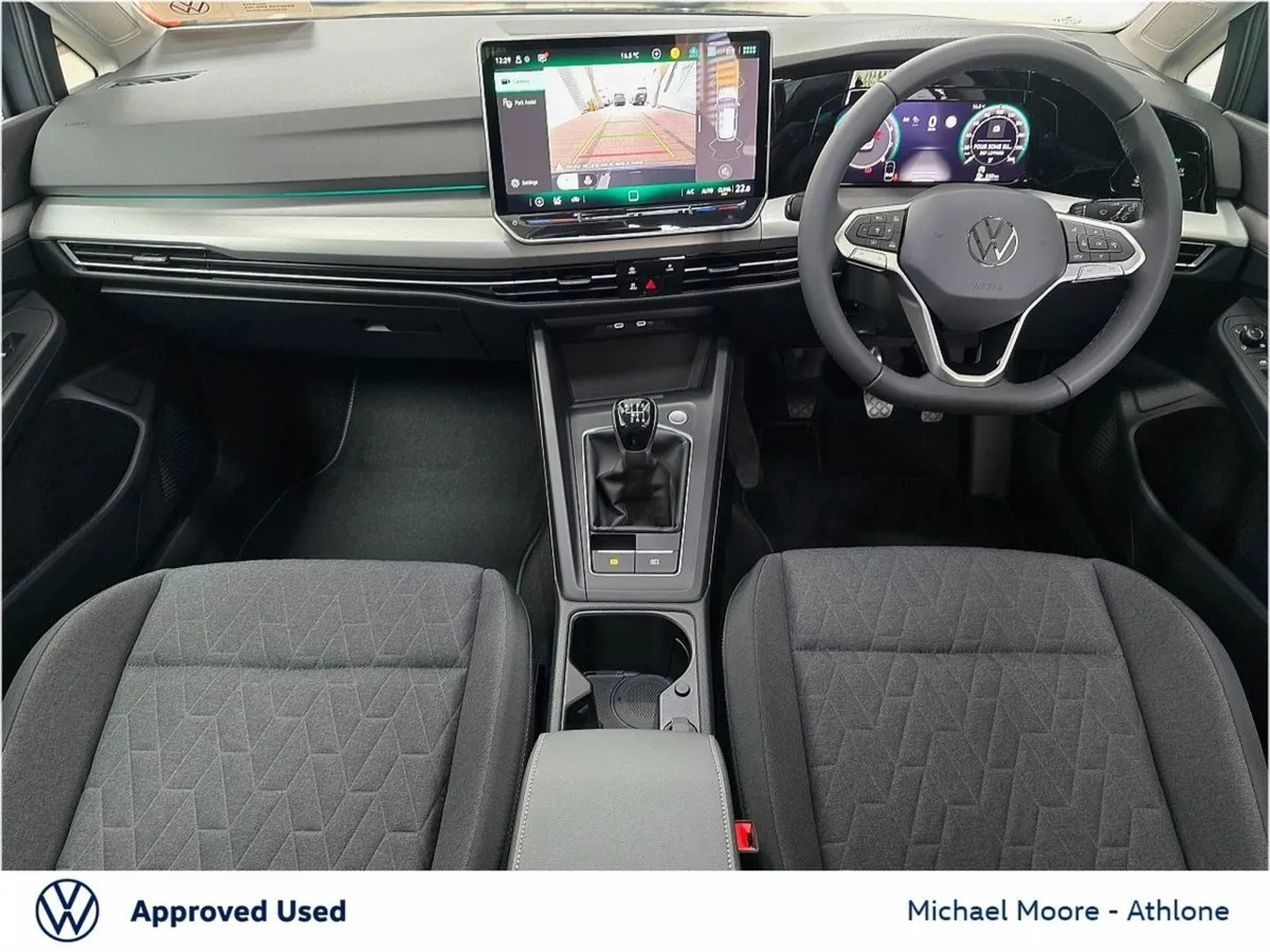 Volkswagen Golf Golf Edition 75 1.5 TSI 116BHP - Image 2
