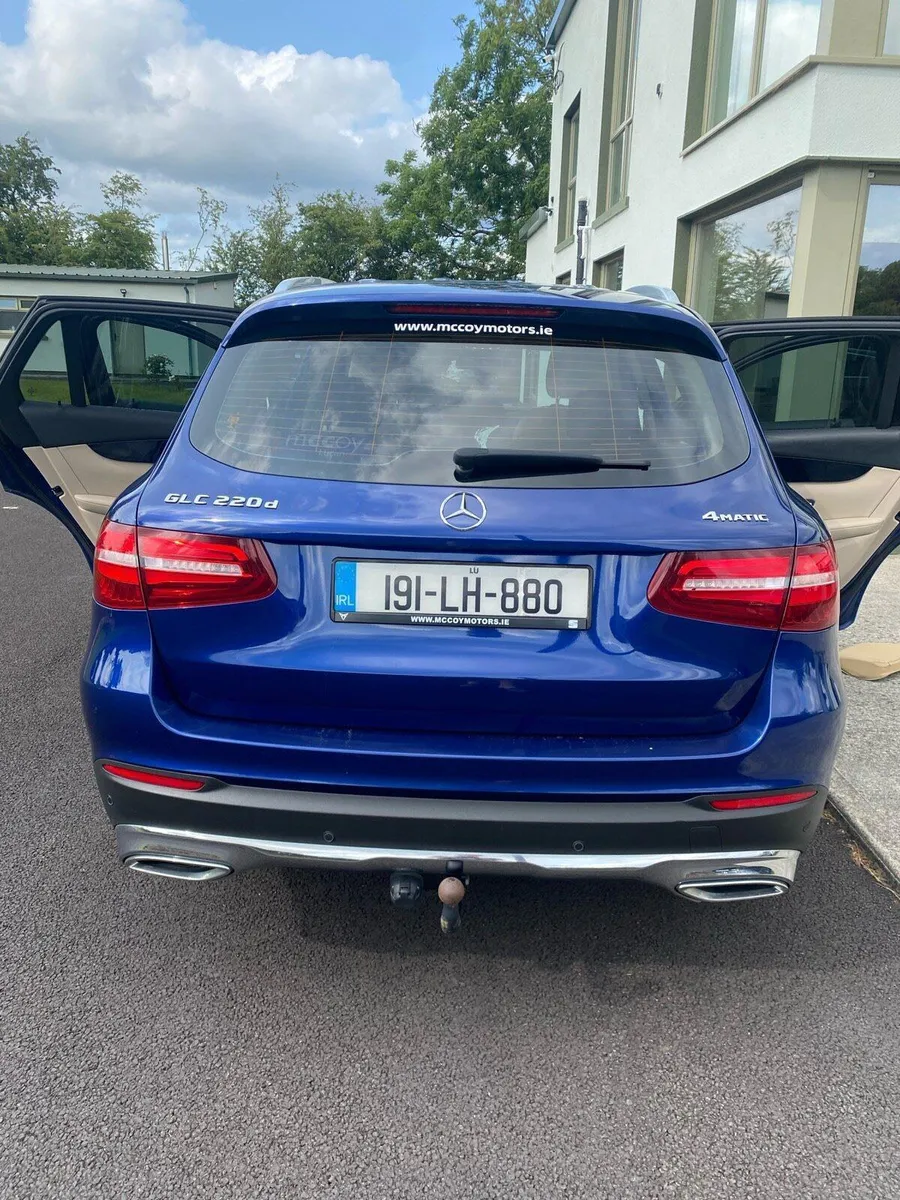 Mercedes-Benz GLC 2019 - Image 3