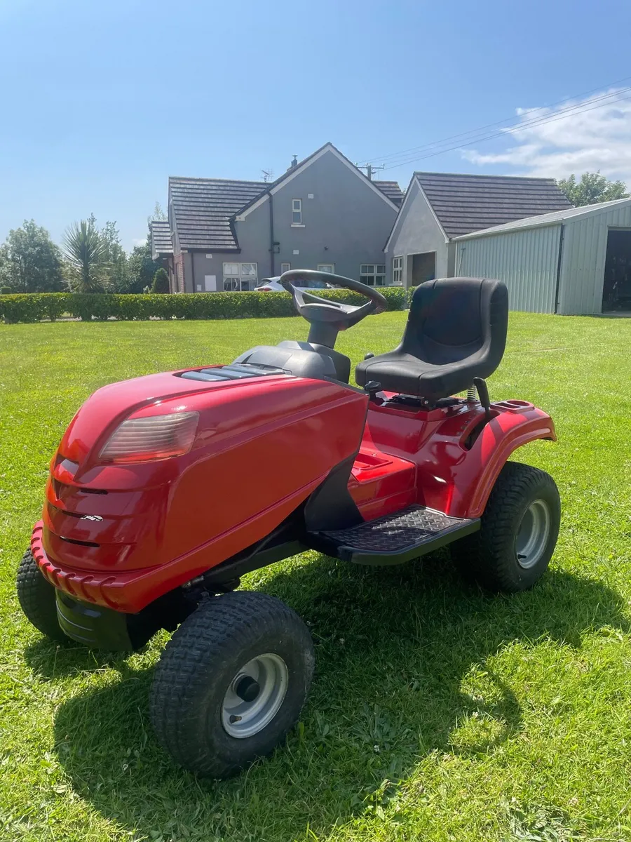 Mountfield ride on mower - Image 1