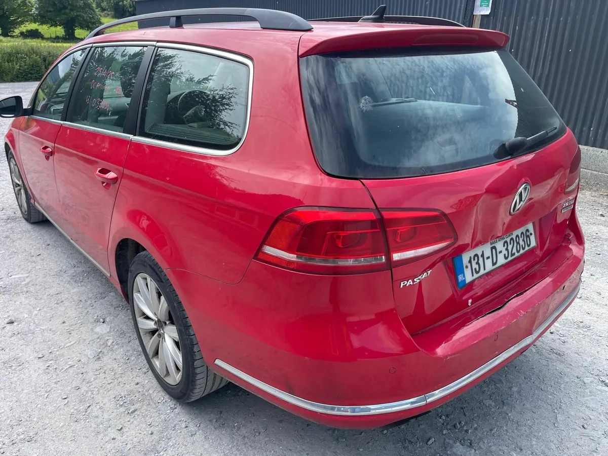 2013 VW Passat 2.0TDI Highline Bluemotion - Image 3