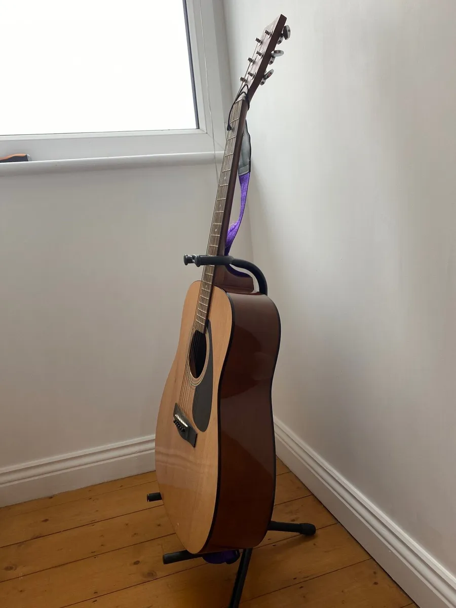 Yamaha Guitar - Image 3