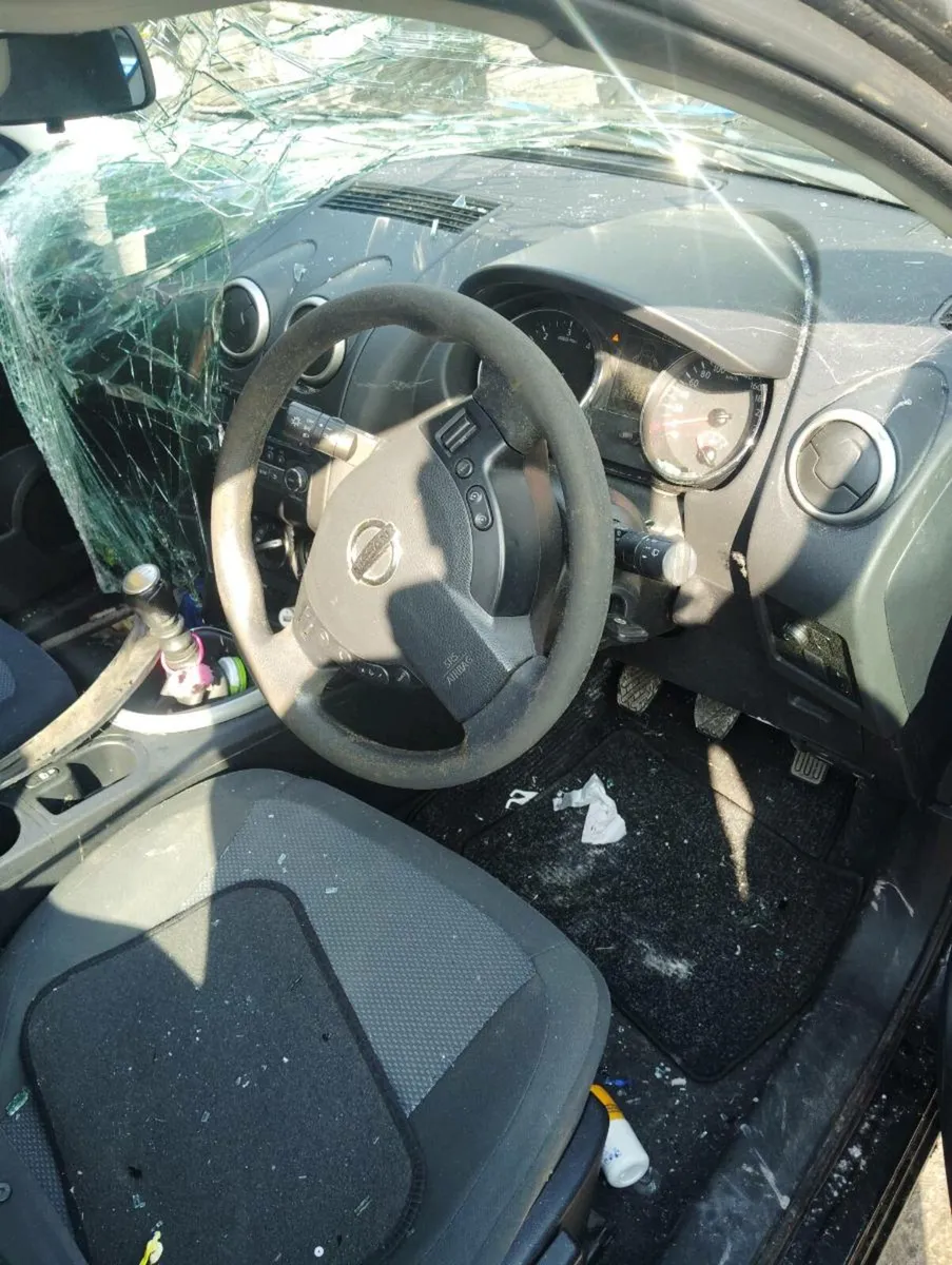 Breaking Nissan Qashqai 2013 1.5tdci - Image 3