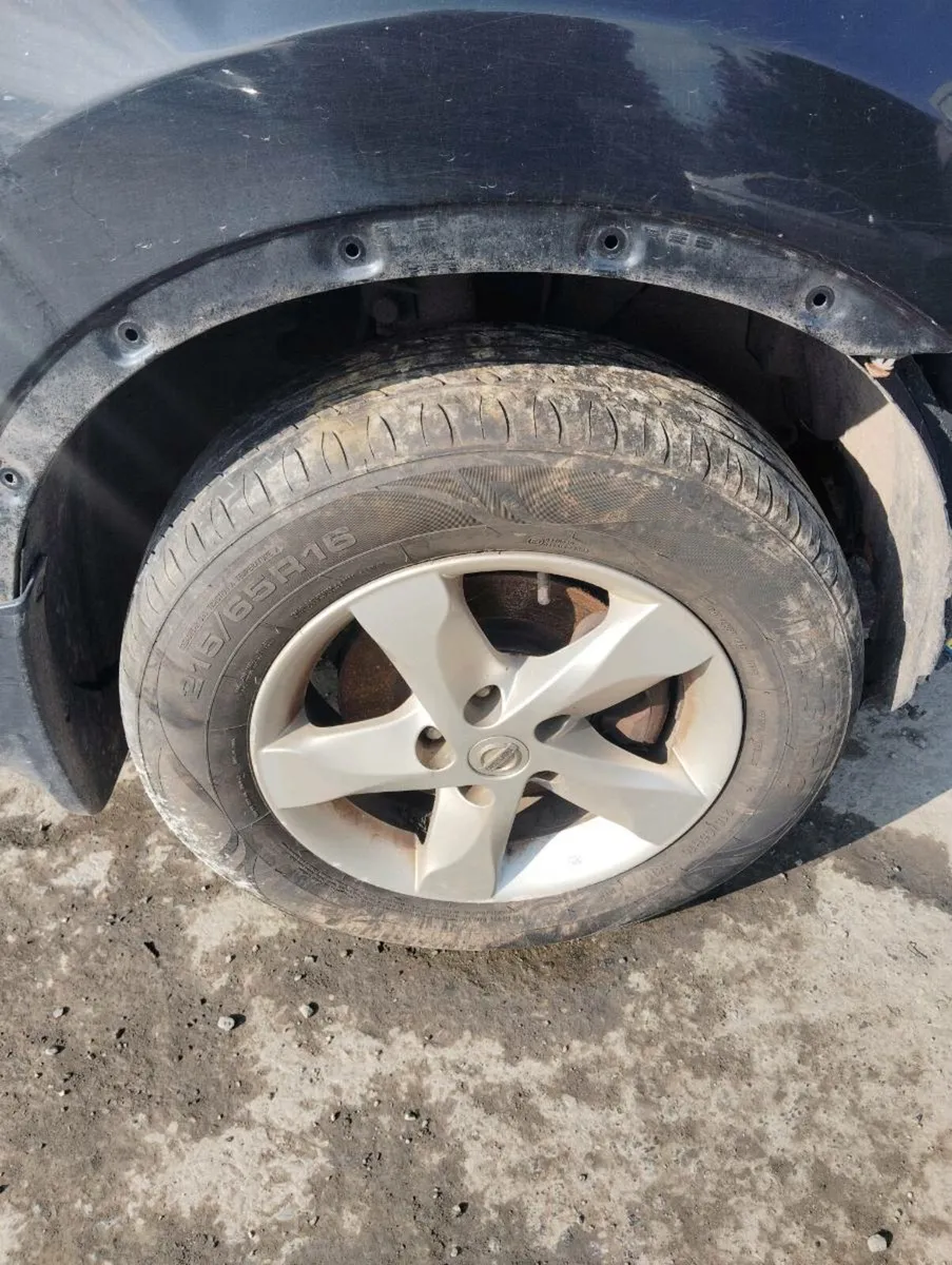 Breaking Nissan Qashqai 2013 1.5tdci - Image 4