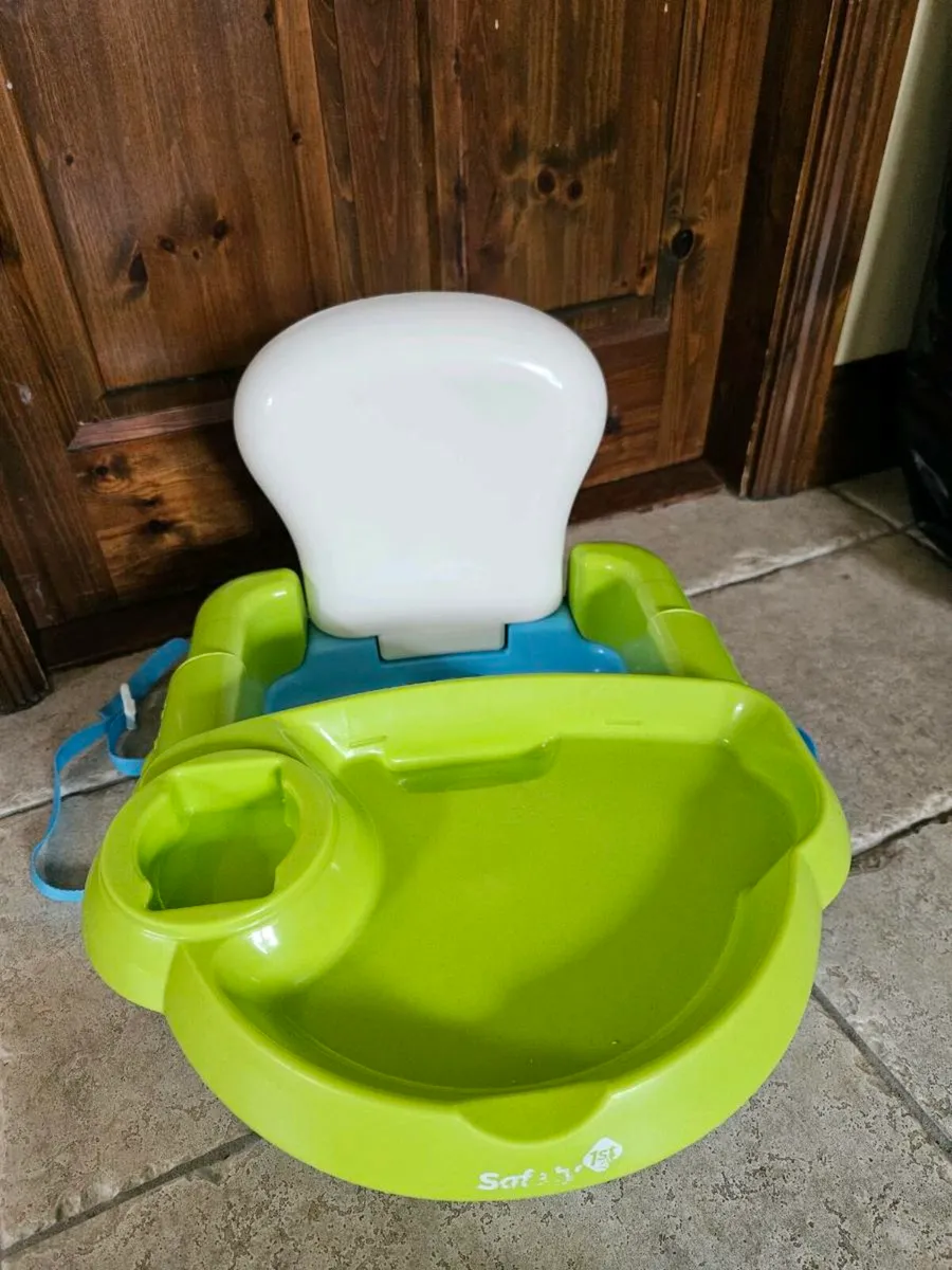 Travel high chair - Image 1