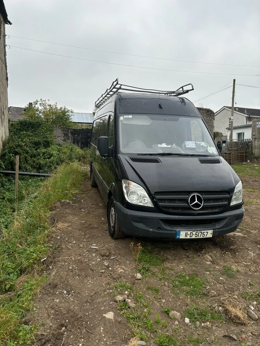 Sprinter van - Image 1